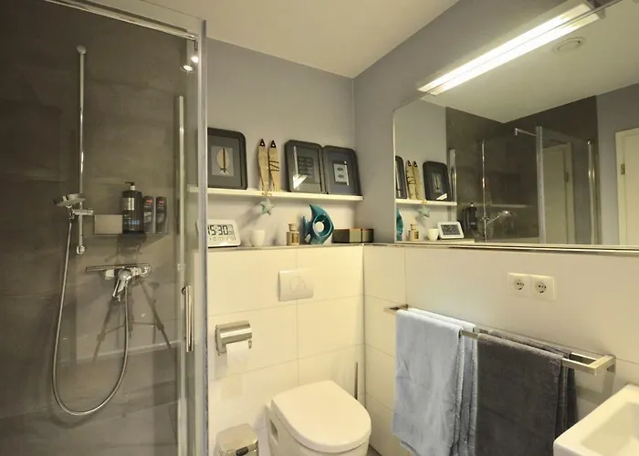 Apartament Urbaner Lifestyle Im Klimaneutralen Effizienzhaus