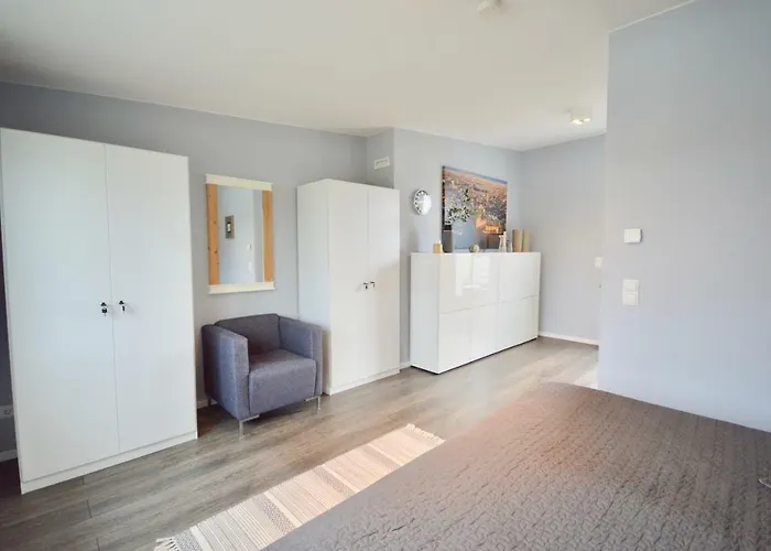 Urbaner Lifestyle Im Klimaneutralen Effizienzhaus * Hamburg