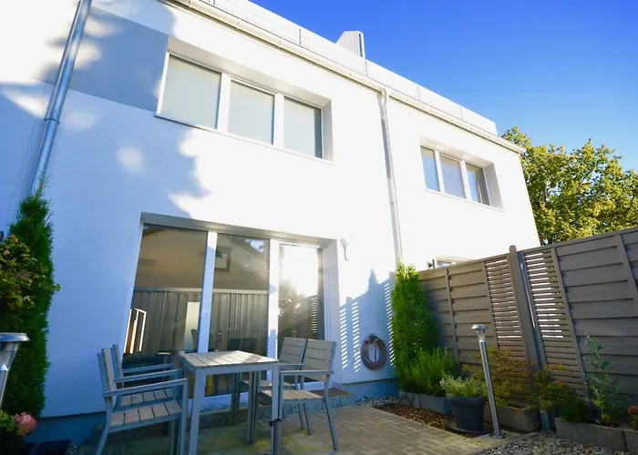 Urbaner Lifestyle Im Klimaneutralen Effizienzhaus Apartament